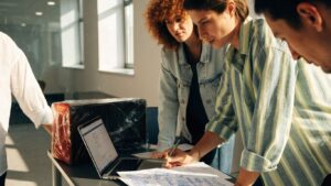 Read more about the article How to Choose a Giveaway Platform for a Successful Campaign